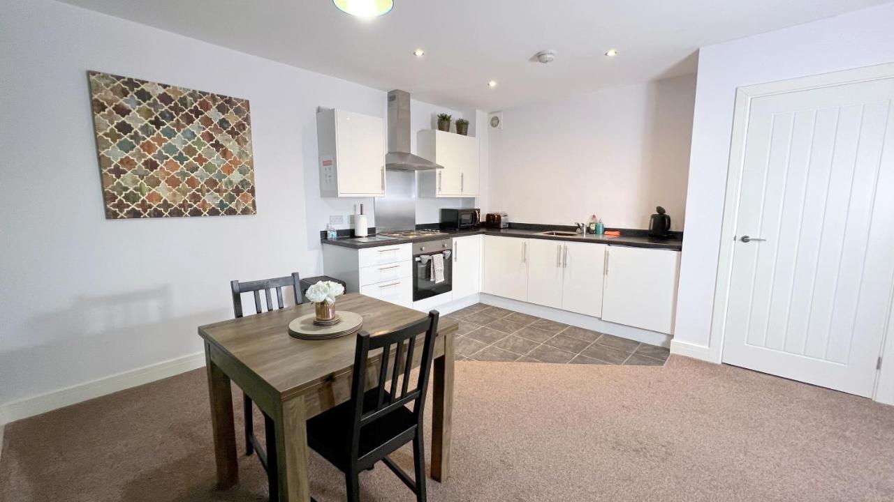 Friars House, Stafford By Bell Apartments エクステリア 写真