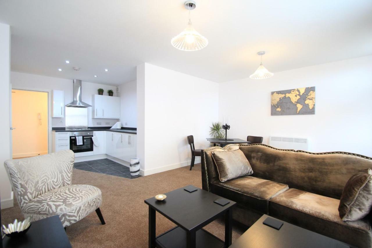 Friars House, Stafford By Bell Apartments エクステリア 写真